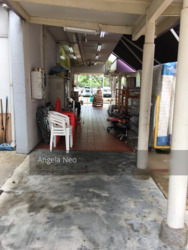 Ang Mo Kio Avenue 6 (D20), Shop House #255940181